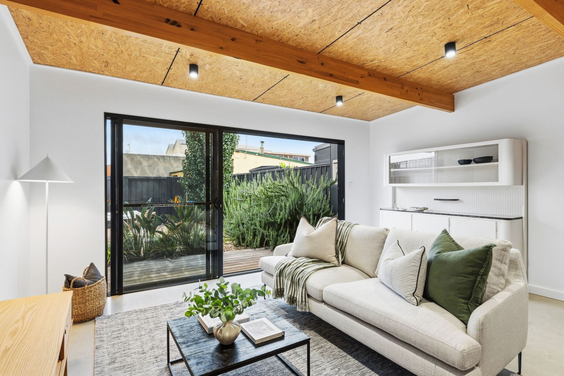 33 First Street, Brompton, Brompton - Thumbnail 5