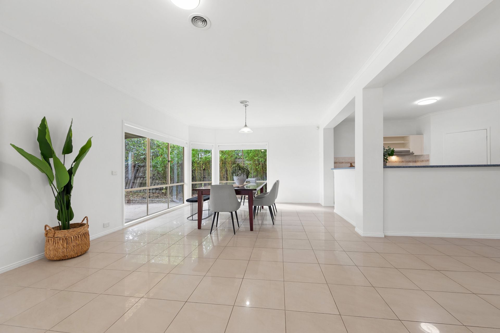 76 The Avenue, Sunshine West VIC, Sunshine West - Thumbnail 5