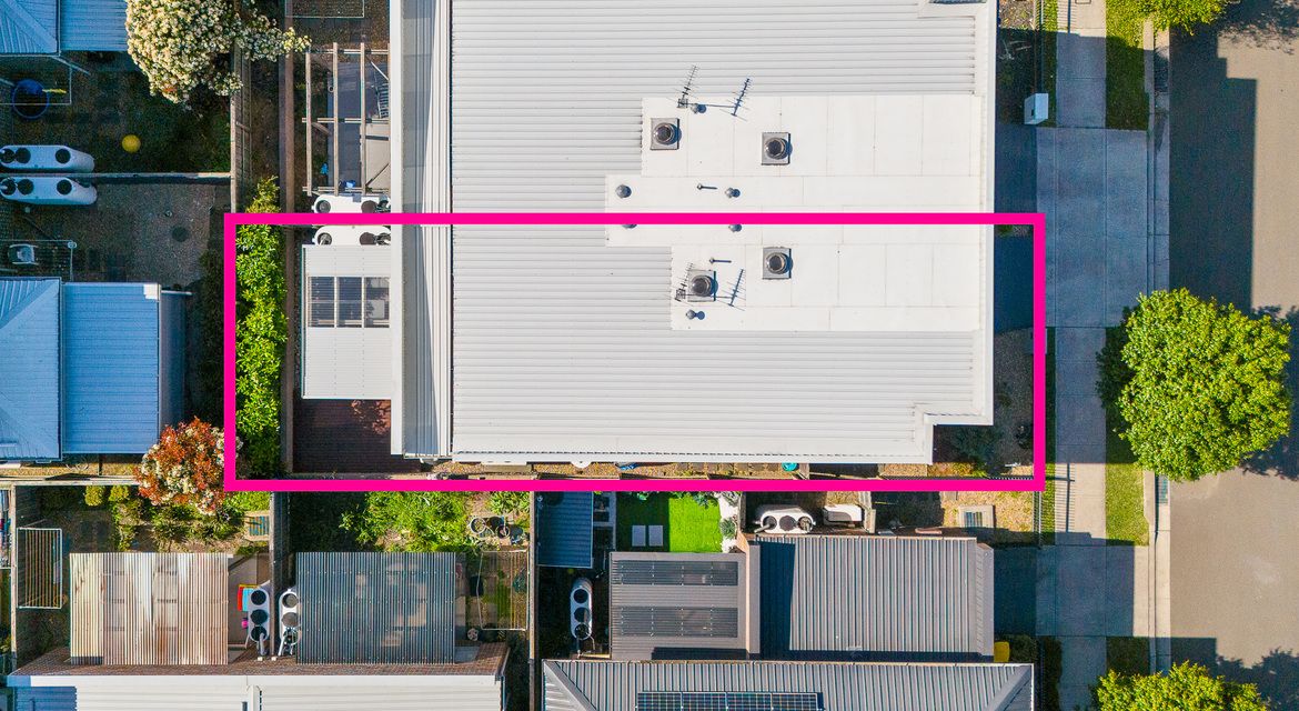 Denham Court 3 Indigo Crescent