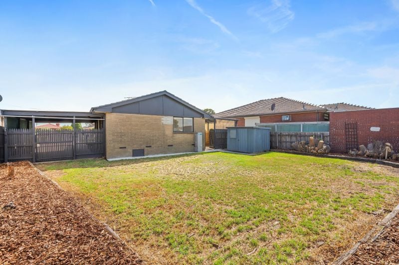 15 Cherry Court, Lalor