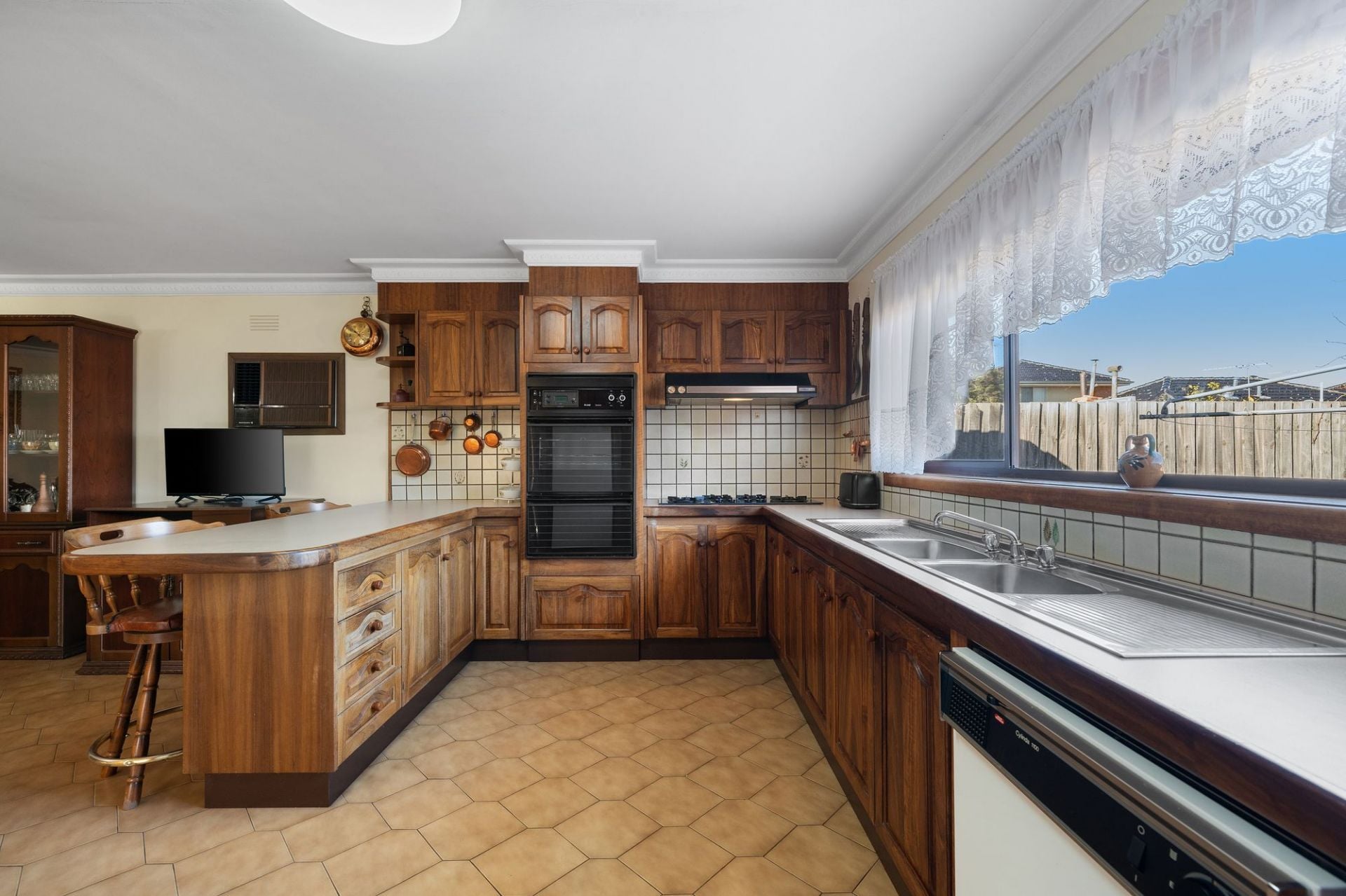 A Family Favourite – With All The Right Answers