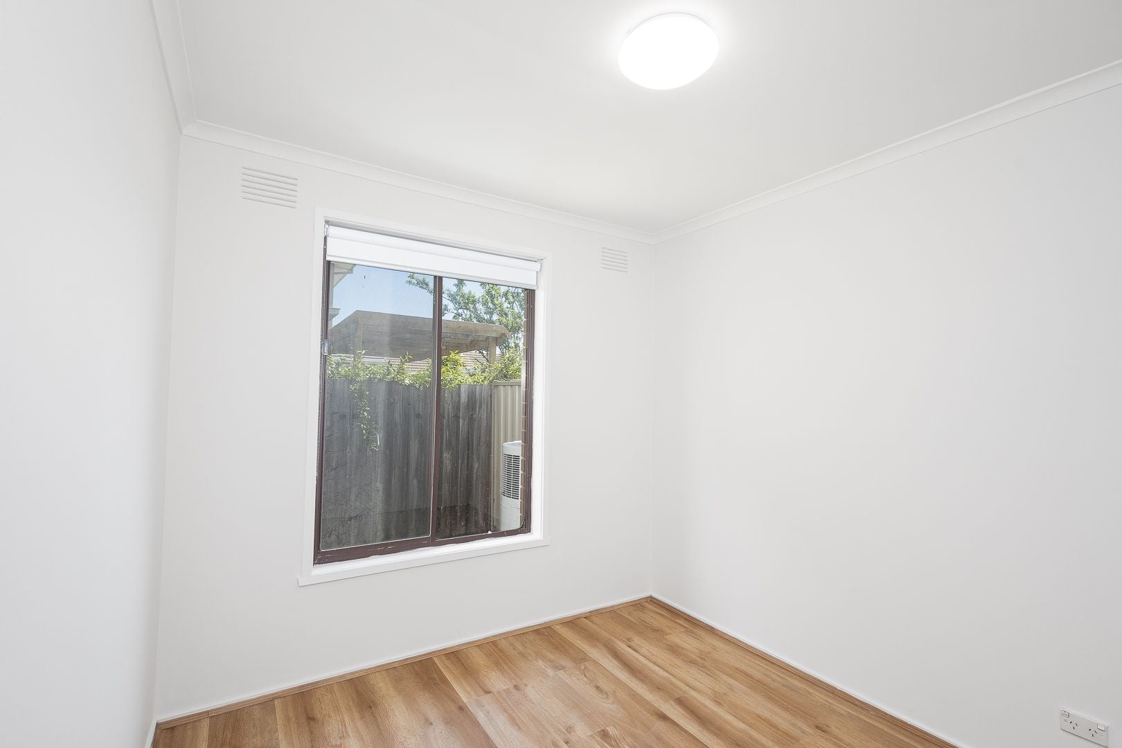 Neat Two-Bedroom Unit in Prime Lalor Location