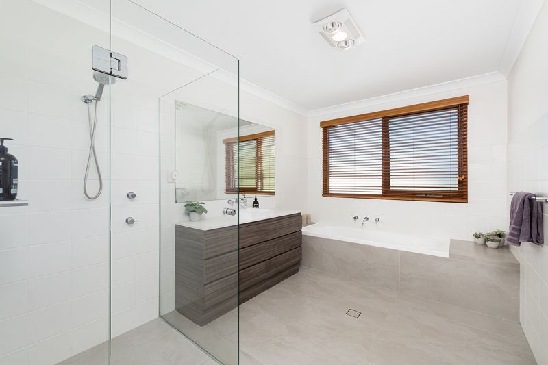 335 Burraneer Bay Road, CARINGBAH SOUTH, Caringbah South - Thumbnail 8