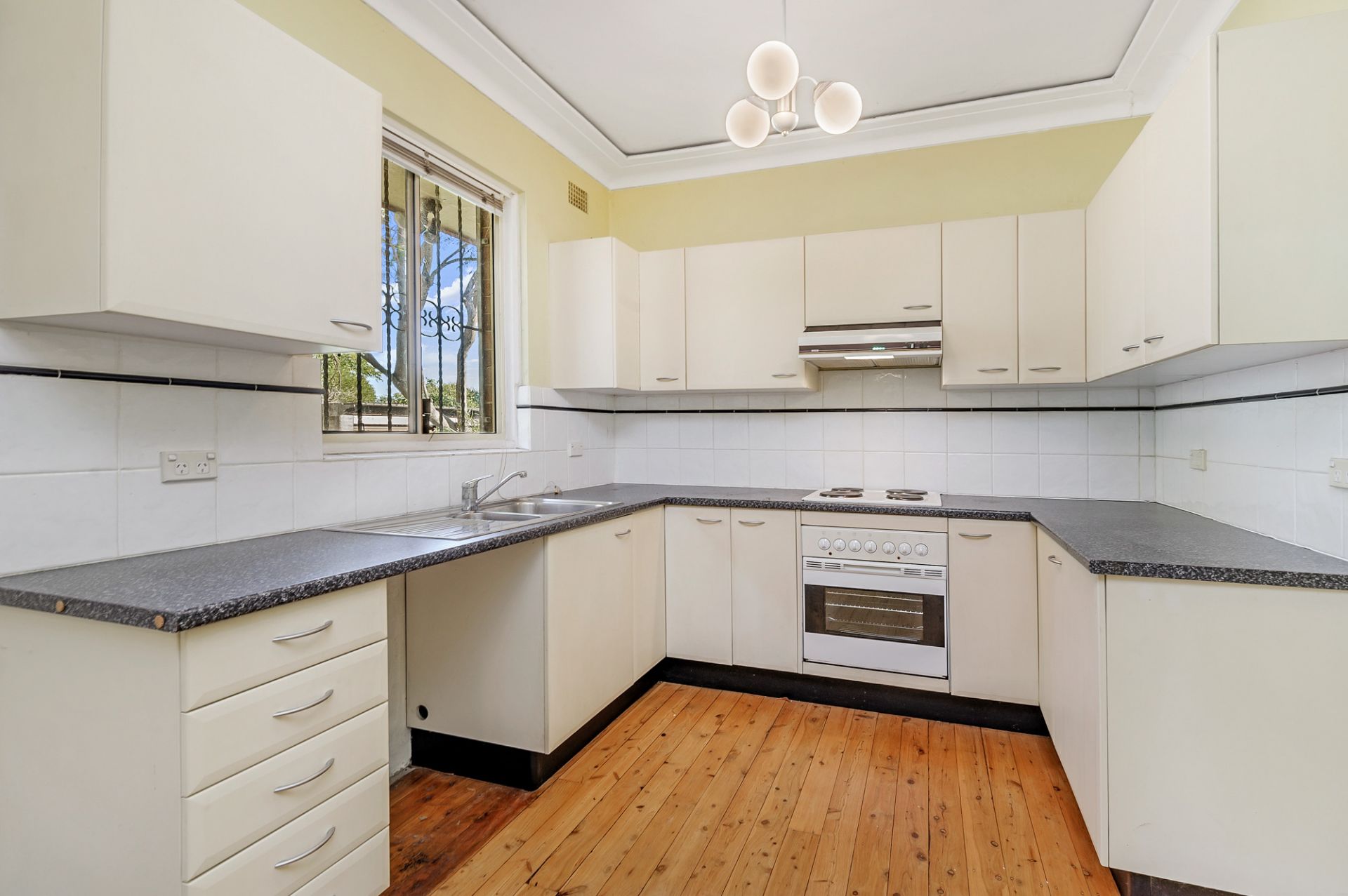 1 Duffy Avenue, Thornleigh, Thornleigh - Thumbnail 4