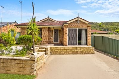 Tuggerah 24 Tonkiss Street
