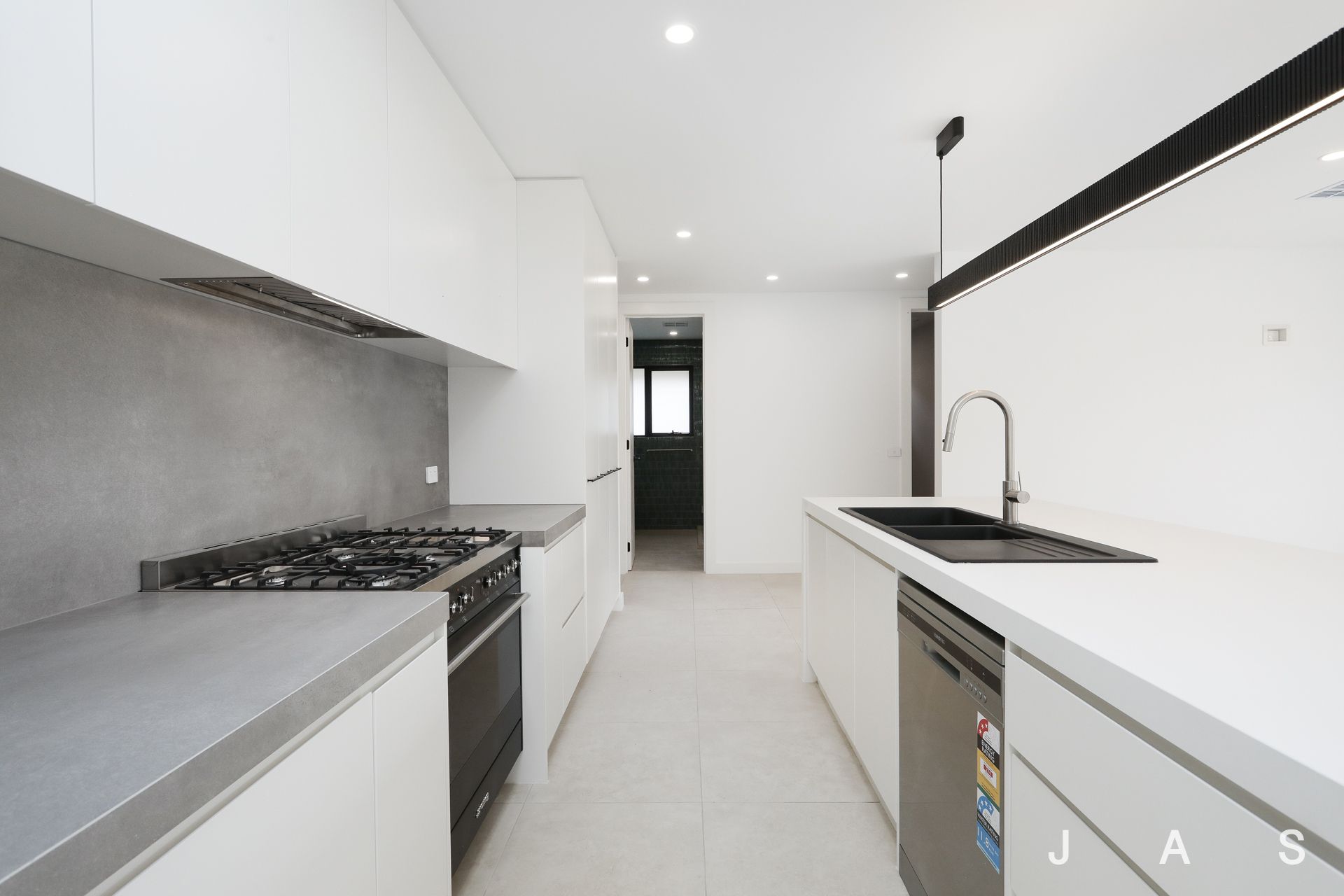 39 Irwin Avenue Altona North VIC, Altona North - Thumbnail 4