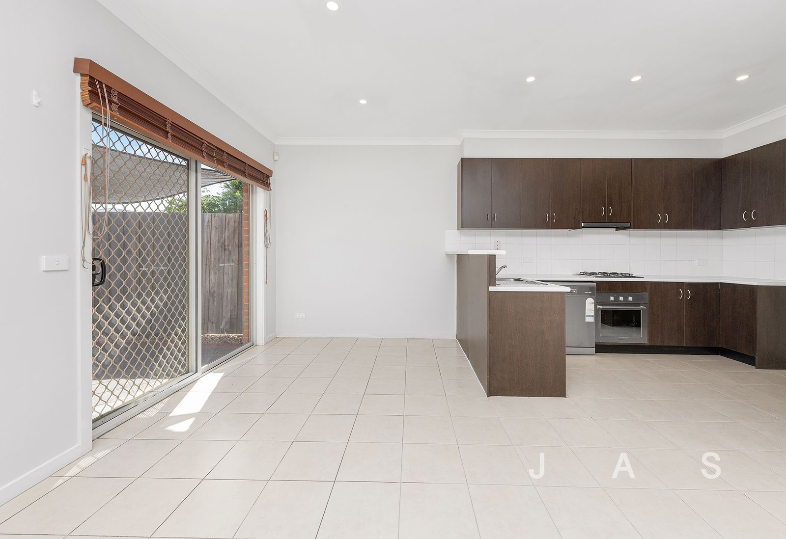 3/120 Suffolk Street Maidstone VIC, Maidstone - Thumbnail 6