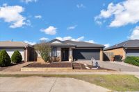141 James Melrose Drive, Brookfield VIC, Brookfield - Image 1