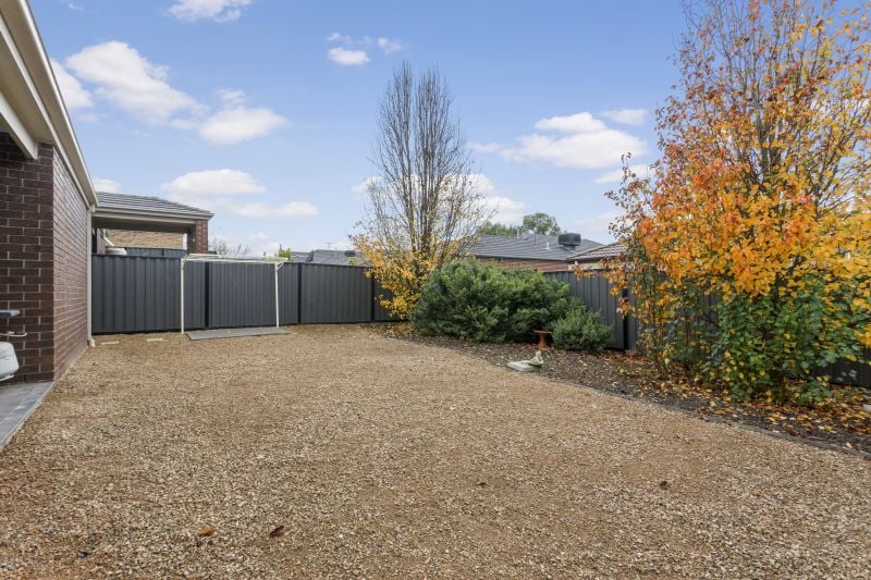 4 Pearson Road, Mernda