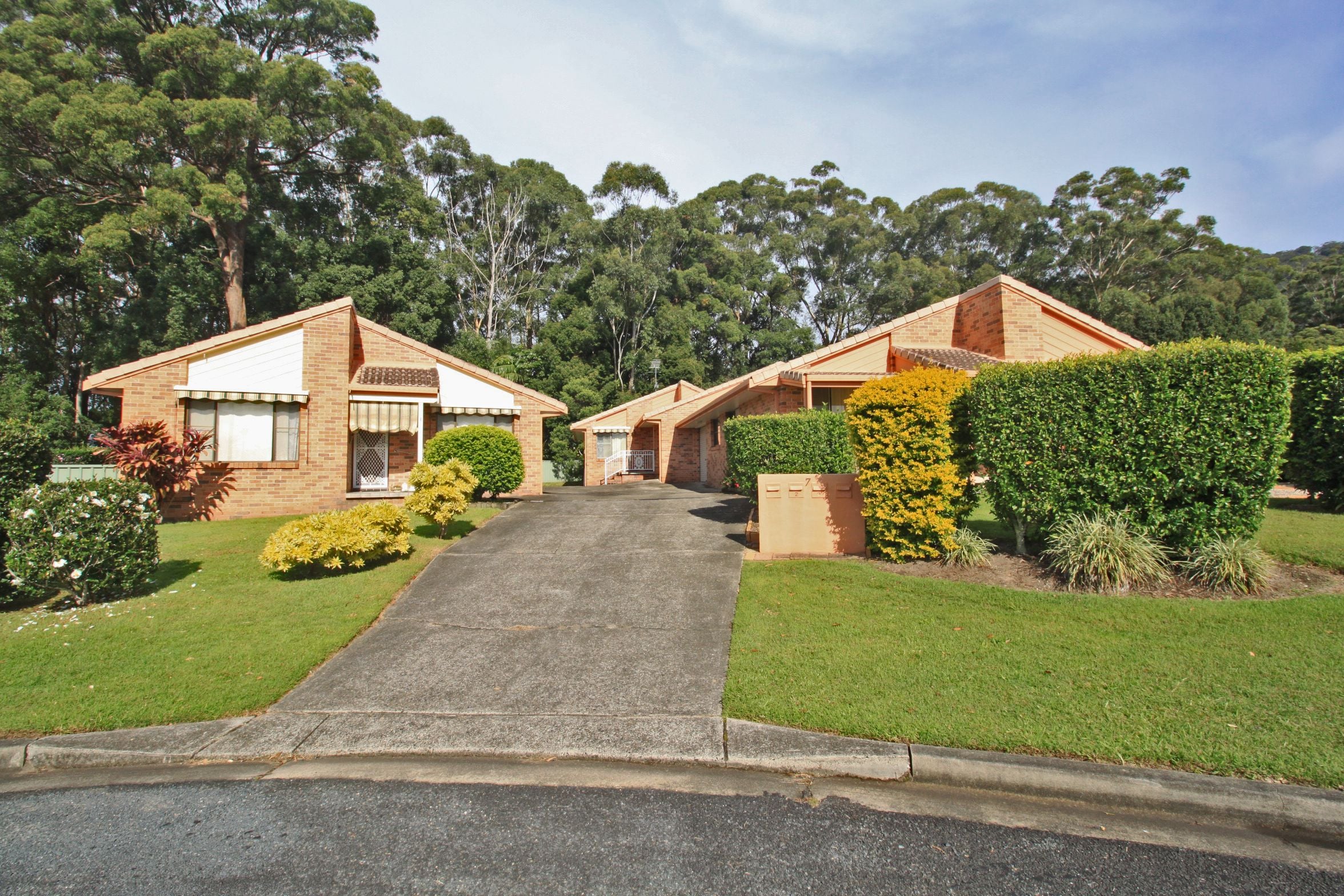2/7 Gow Place, LAURIETON NSW 2443