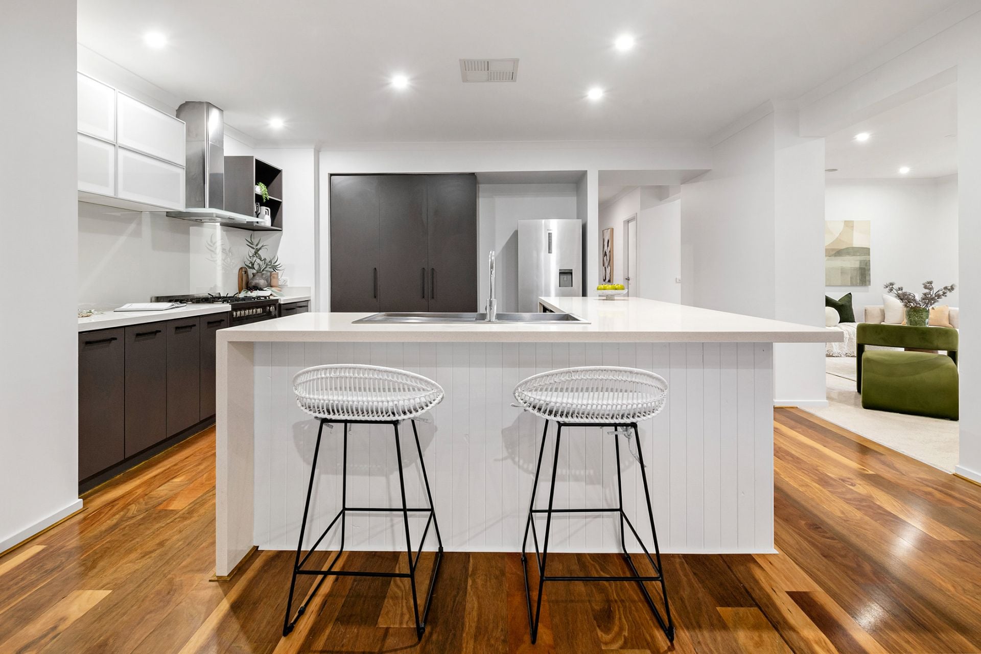 63 Flaxen Hills Road, Doreen, Doreen - Thumbnail 3