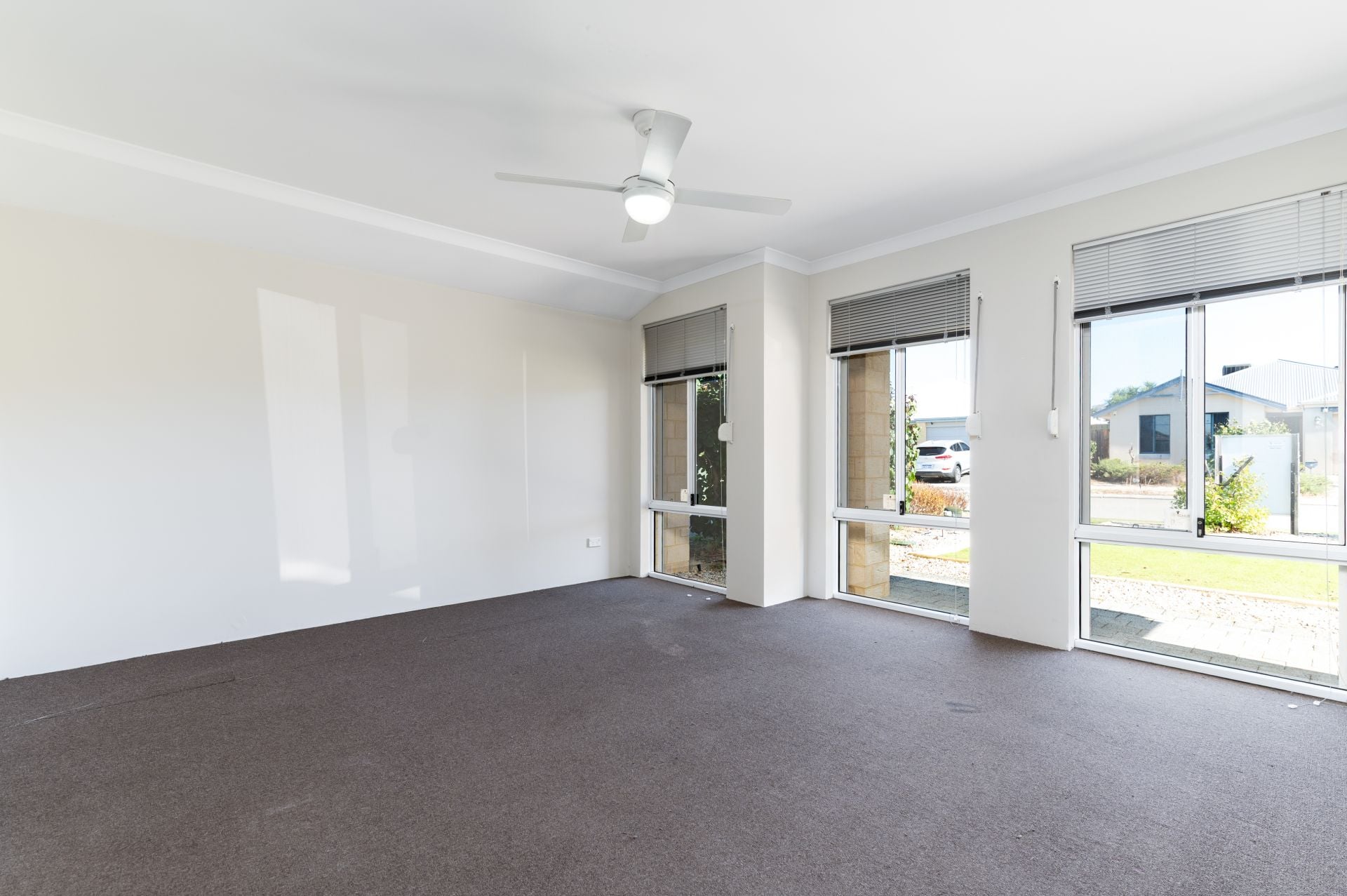 7 Addingham Drive Ellenbrook WA, Ellenbrook - Thumbnail 3