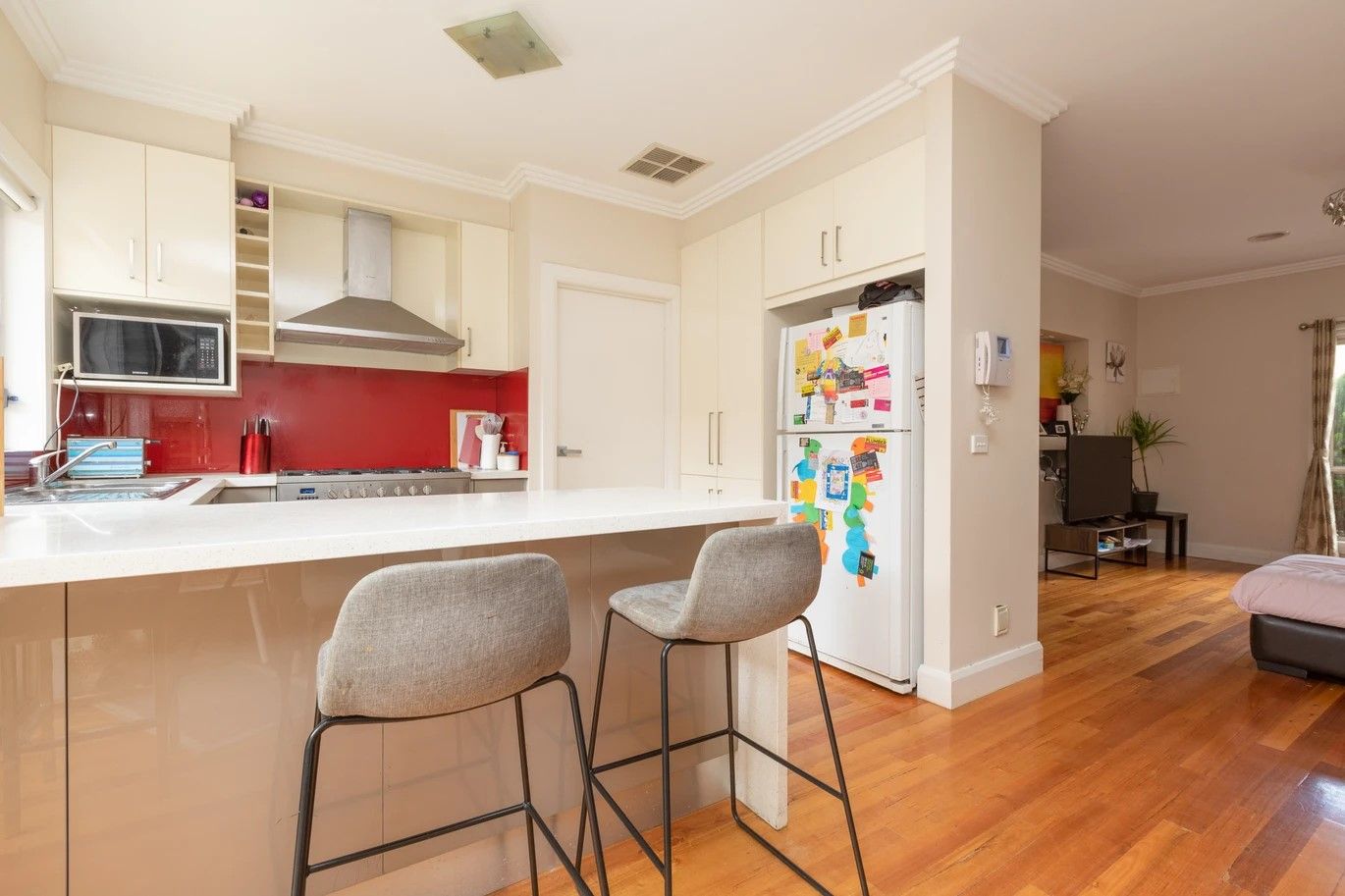 Three Bedroom Townhouse In The Heart of Glenroy!