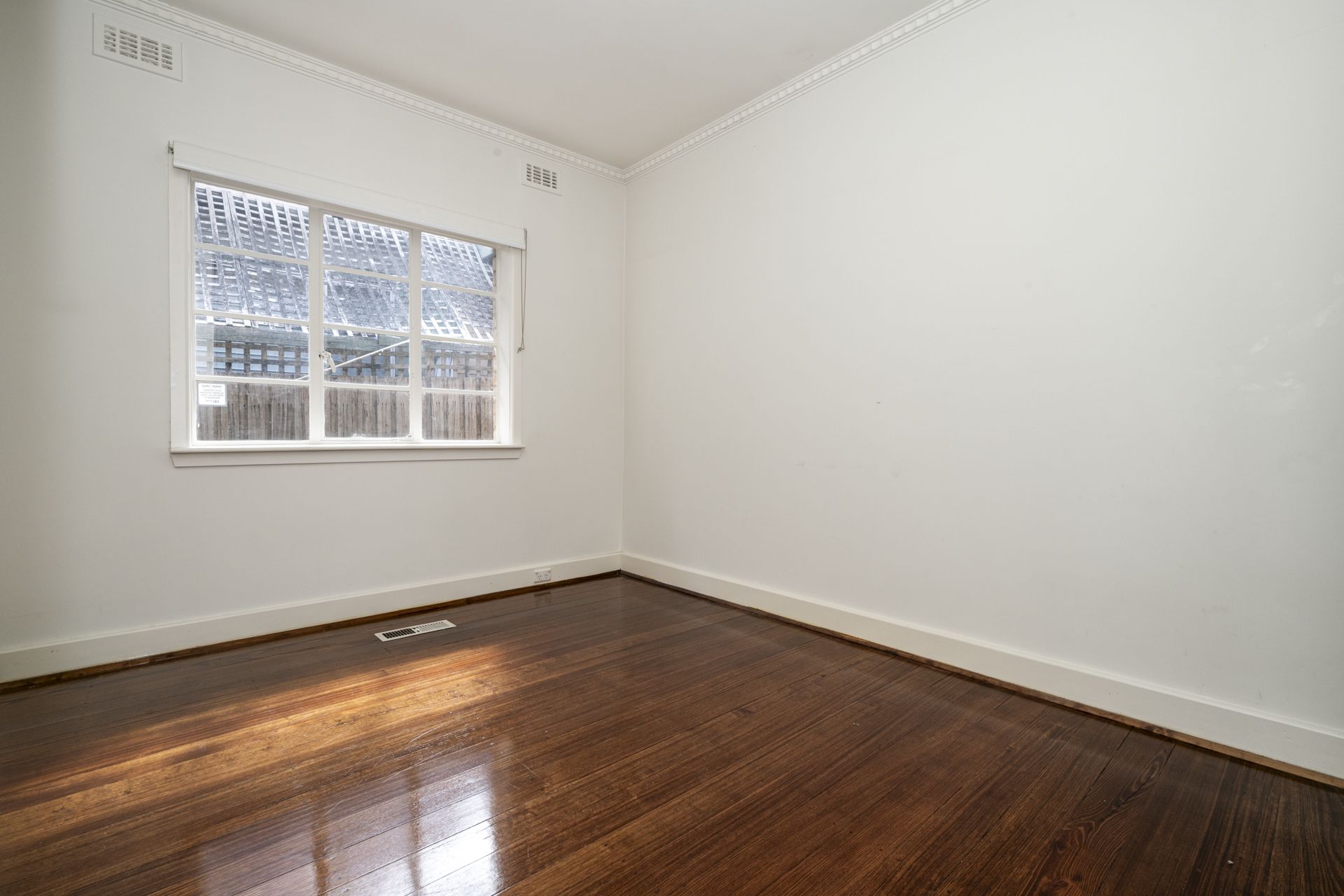 Spacious Family Home in Prime Glenroy Location