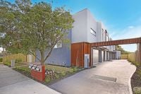 3/118 Southern Road, Heidelberg West