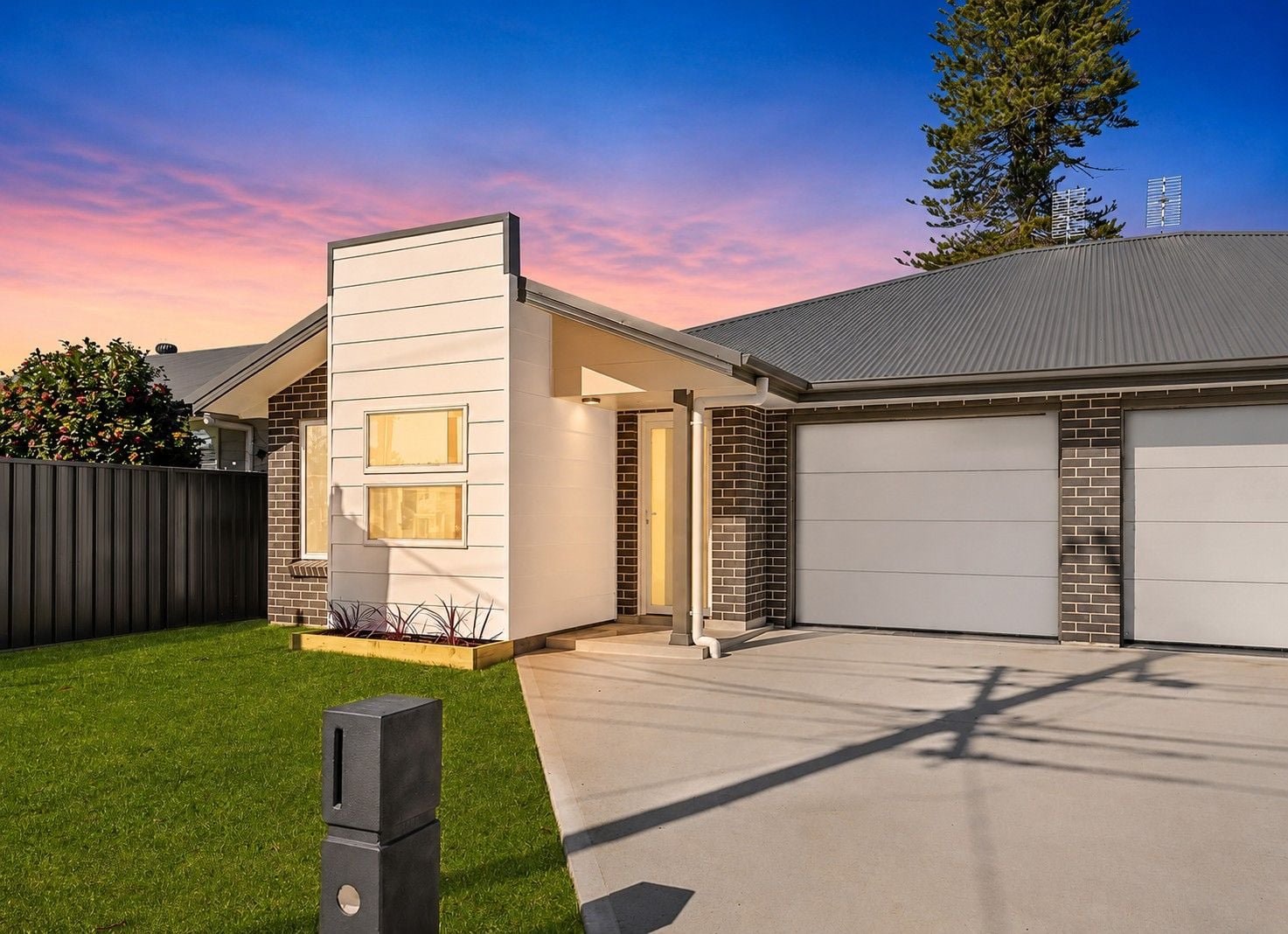 11a Waverley Road, Mannering Park, Mannering Park - Image 1