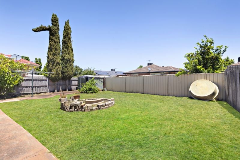 9 Jasmine Court, Meadow Heights