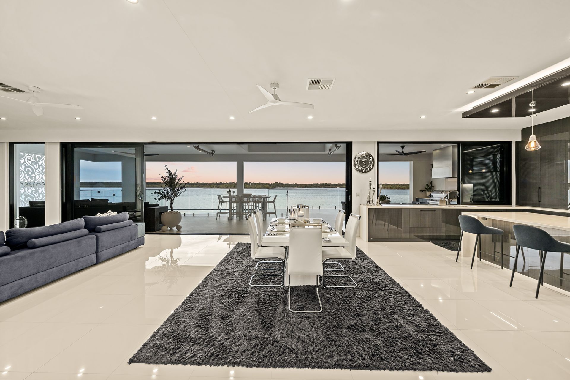 62 Knightsbridge Parade East, Sovereign Islands QLD 4216, Sovereign Islands - Thumbnail 5