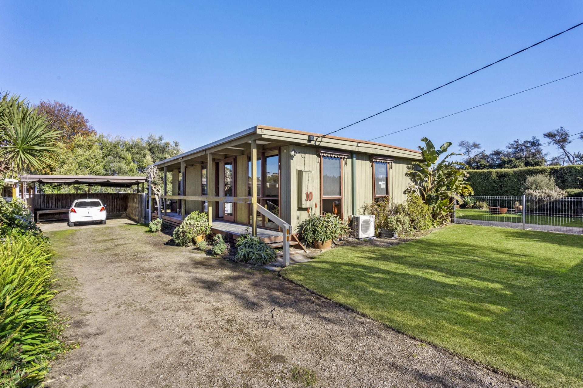 10 Hawaii Court, Rye, Rye - Thumbnail 3