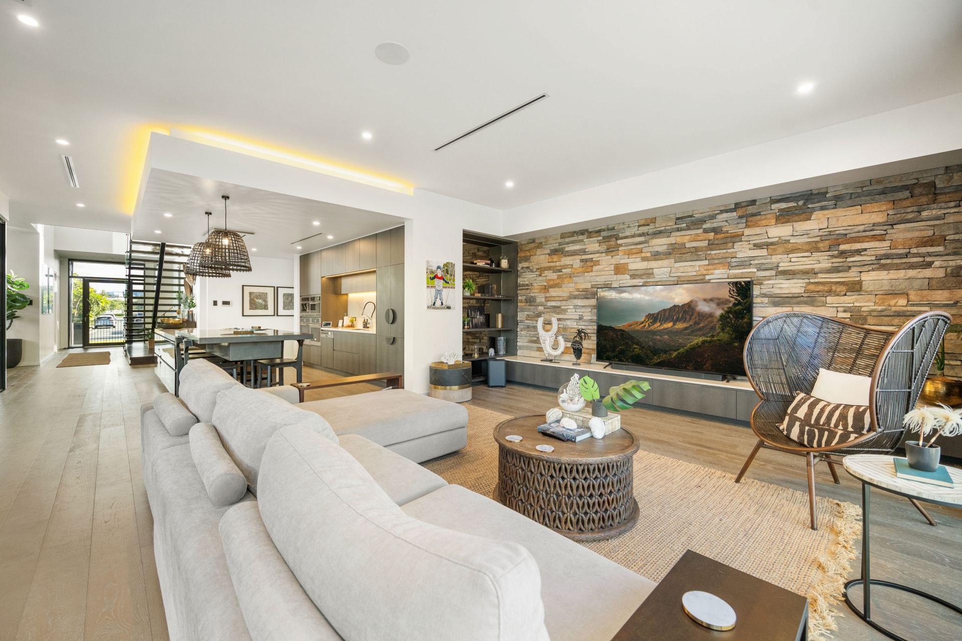 24 Clover Way, Helensvale - Thumbnail 3