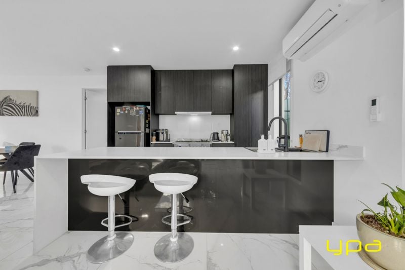 2/76 Marklin Street Cranbourne VIC, Cranbourne - Thumbnail 3