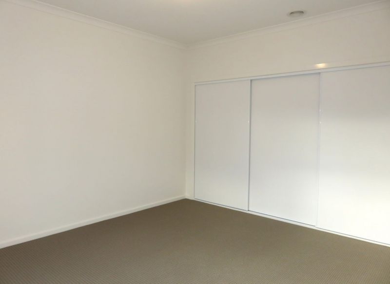 11 Quartz Grove, Epping