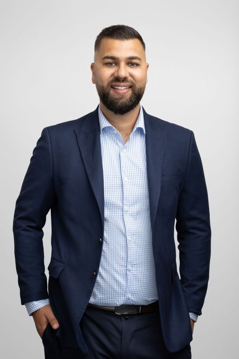 Sasa Todorovic real estate agent