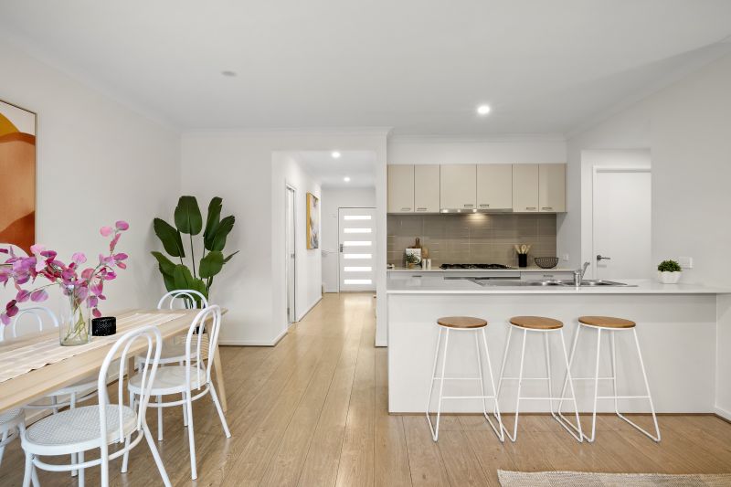 15 Meroo Walk, Wollert