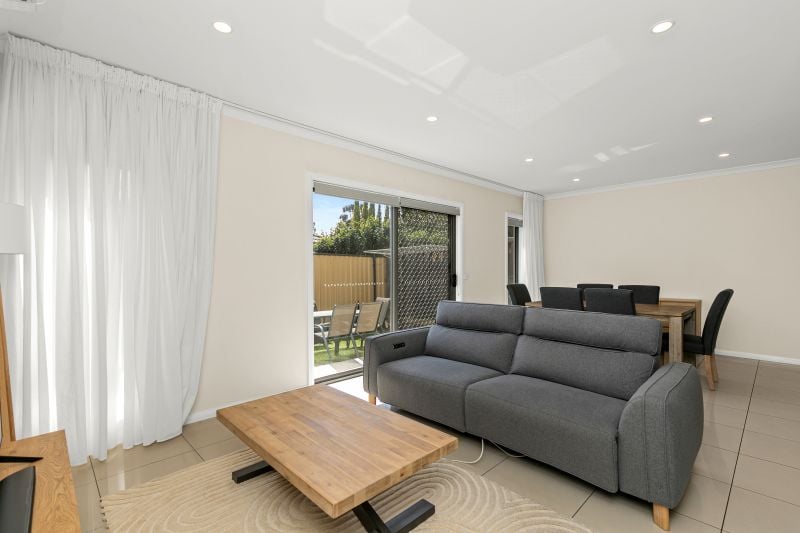 13 Highgate Hill, Epping