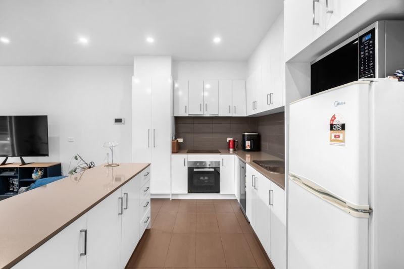 7/4 Vangelica Way, South Morang