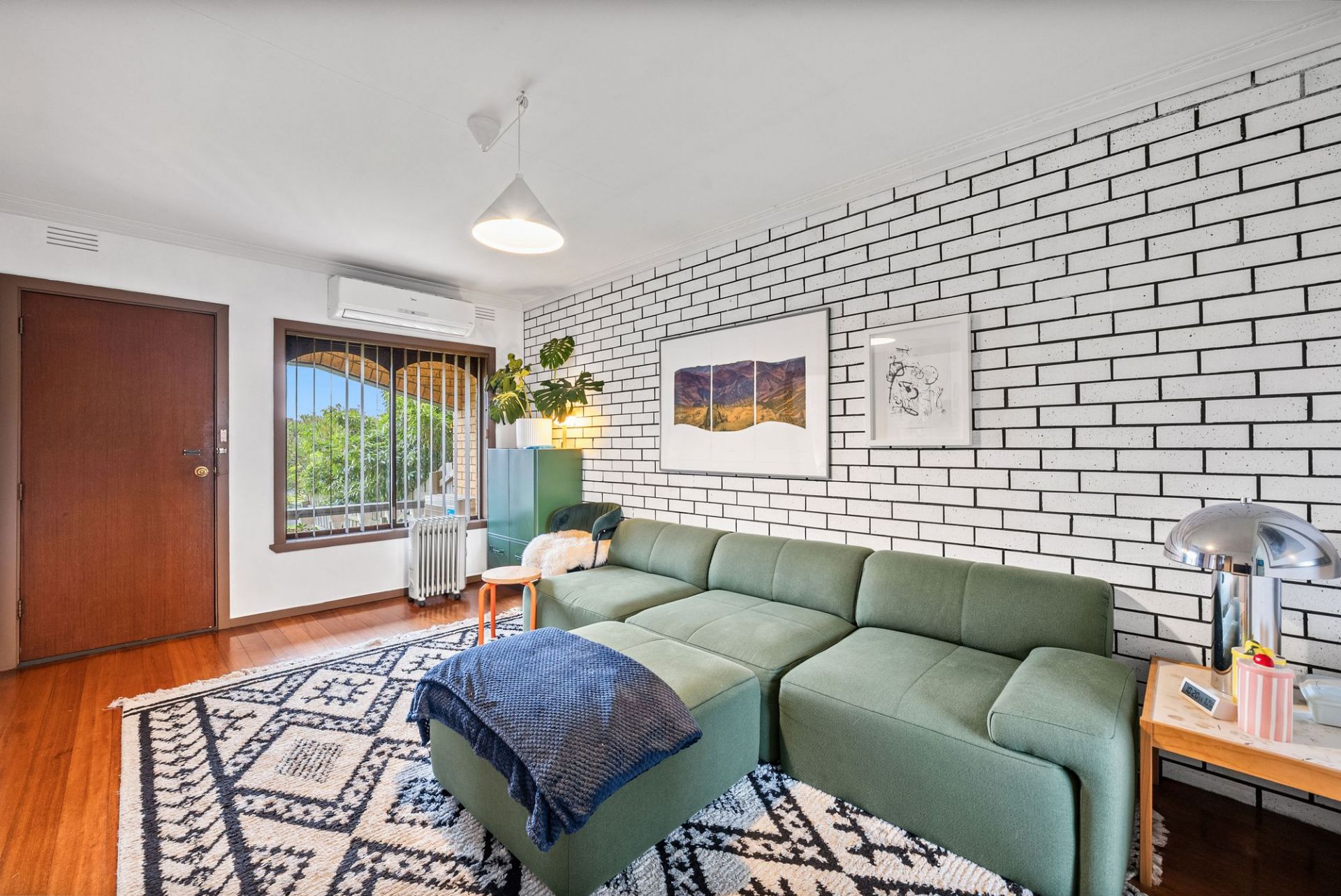 Spacious Semi-Detached Unit with Rare Huge Backyard