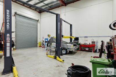 MODERN OFFICE/WAREHOUSE WITH 9B CLASSIFICATION!