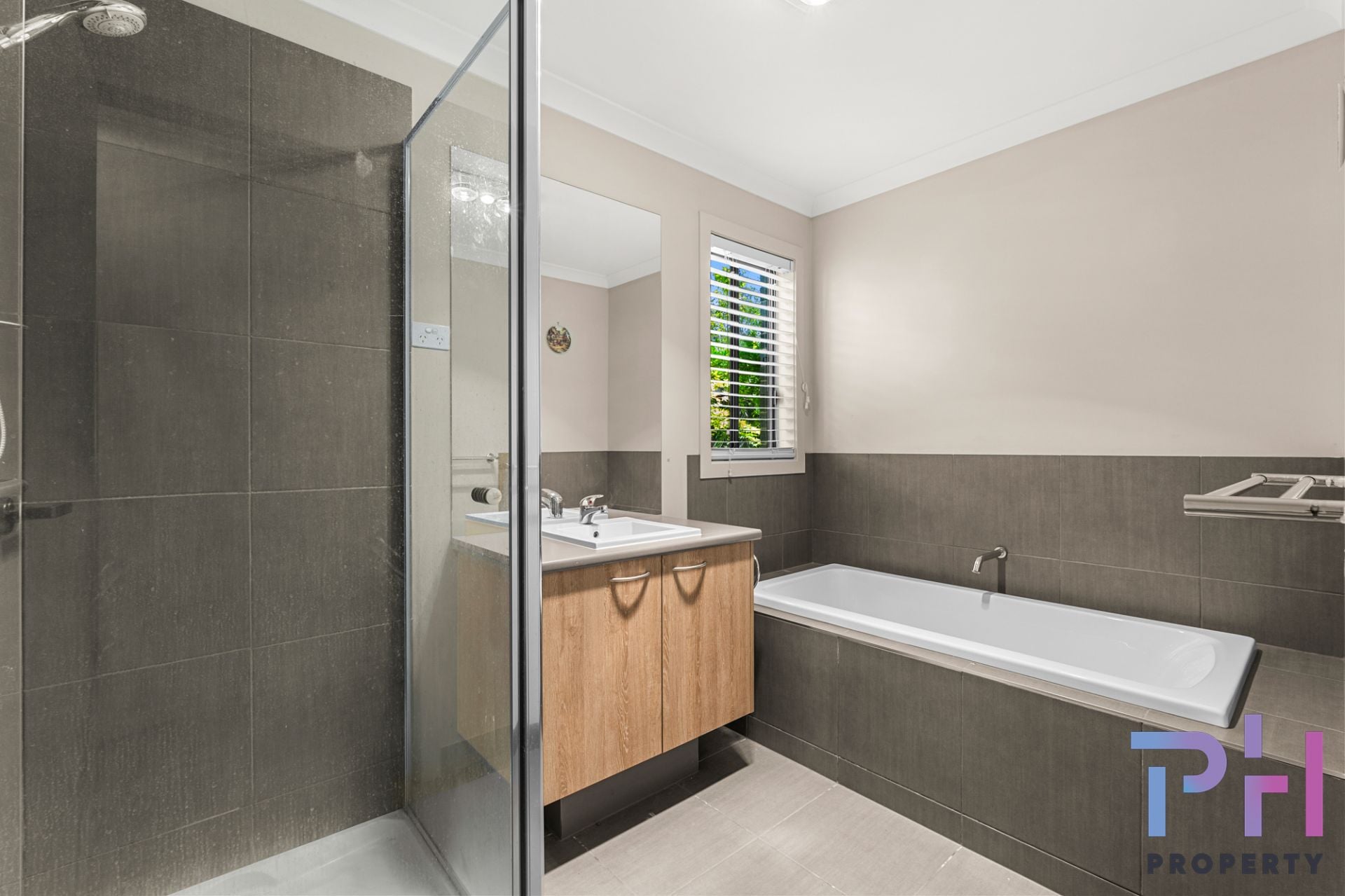 27 Coomoora Circuit Strathfieldsaye VIC, Strathfieldsaye - Thumbnail 3