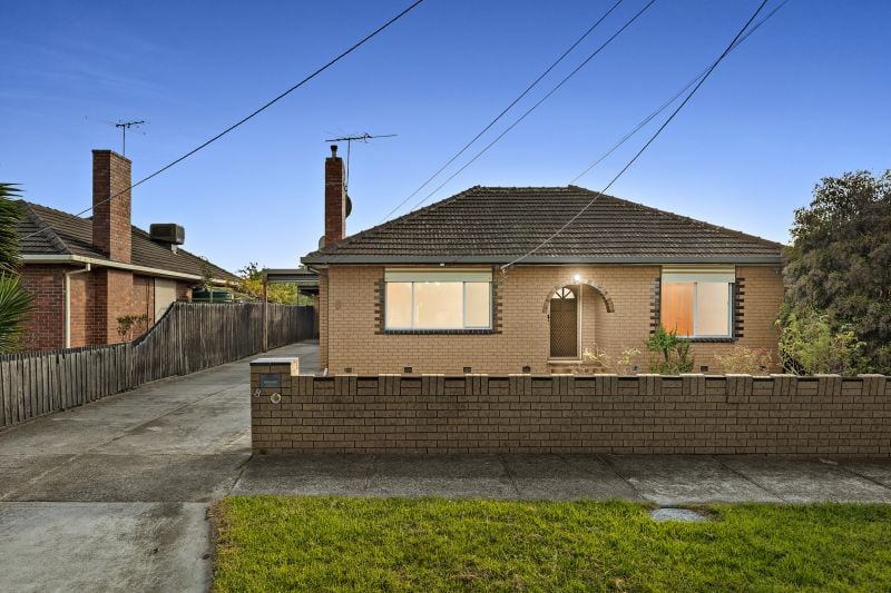 8 Gratwick Street, Lalor