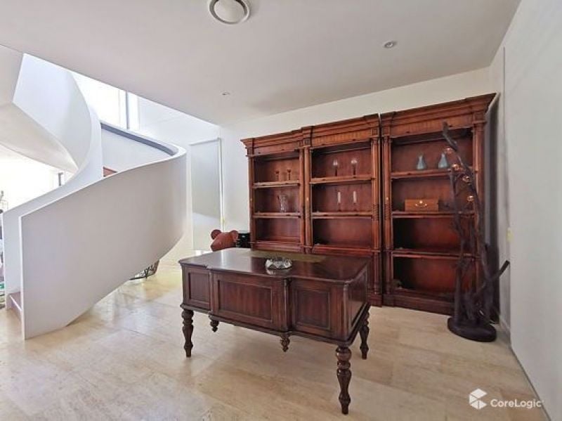 74 Theatre Drive, Benowa - Thumbnail 7
