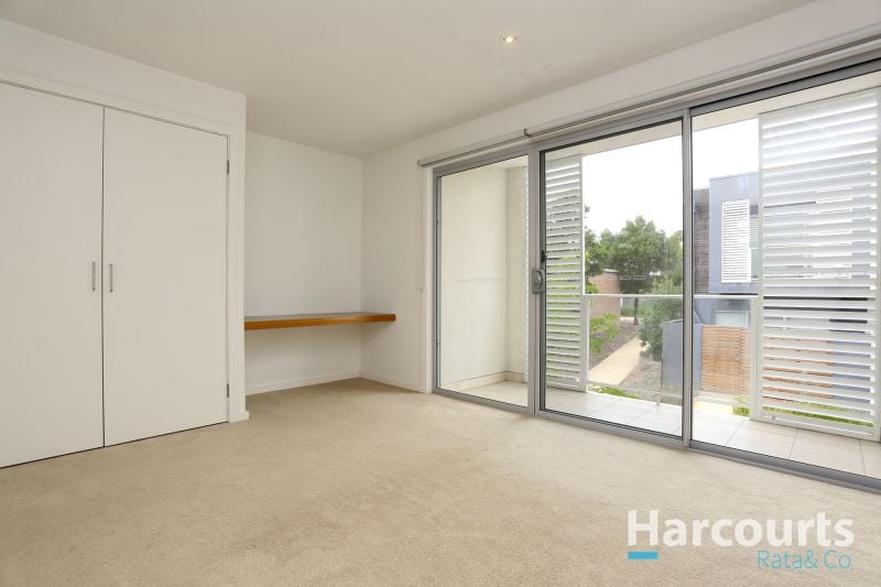 38 Waxflower Crescent, Bundoora