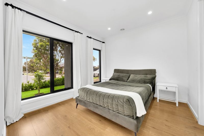 12 Amtor Street, Wollert