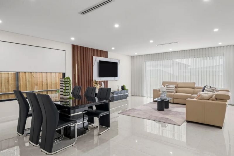 29 Baystone (Gables) Street, Box Hill - Thumbnail 3