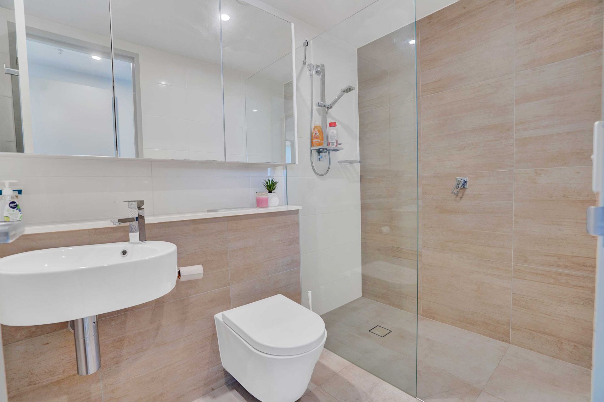 1604/2 Como Crescent, Southport - Thumbnail 6