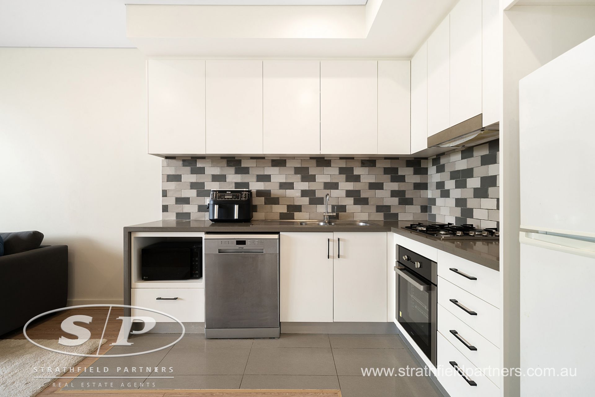 52/1-9 Kanoona Avenue, Homebush, Homebush - Thumbnail 4