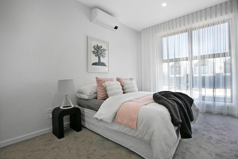 1/69 Hickford Street, Reservoir