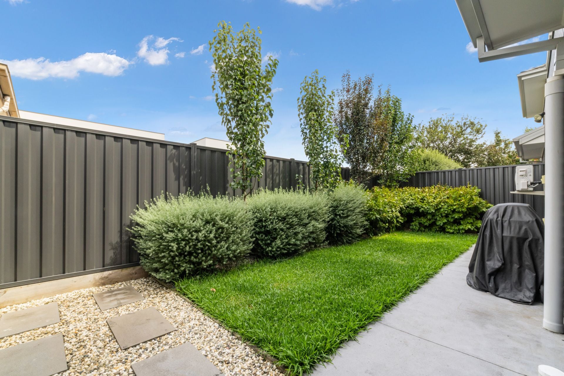Stylish, Low Maintenance Living in Prime Thomastown Pocket