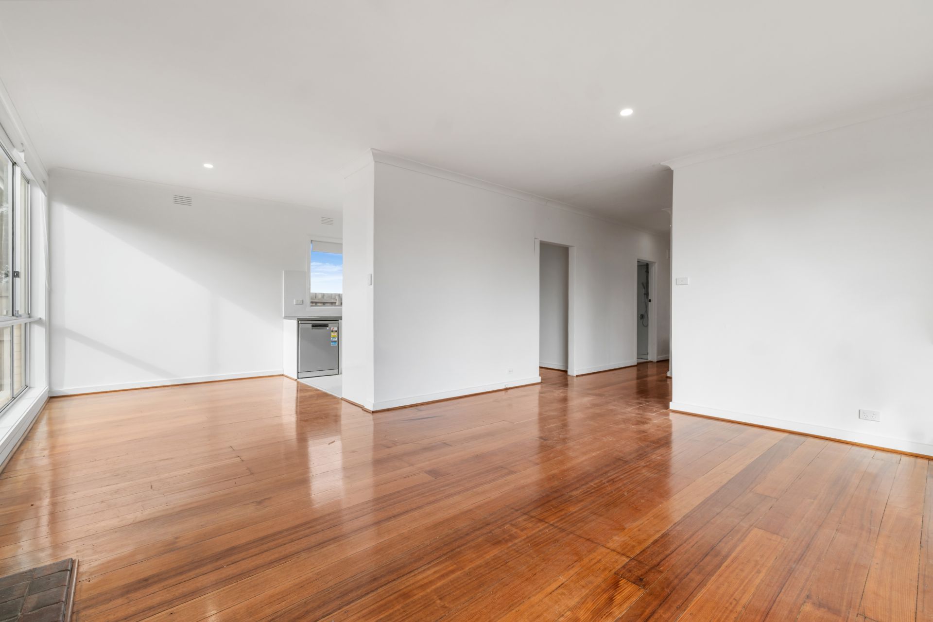 Freshly Renovated 3-Bedroom Home – Minutes from Diggers Rest Station