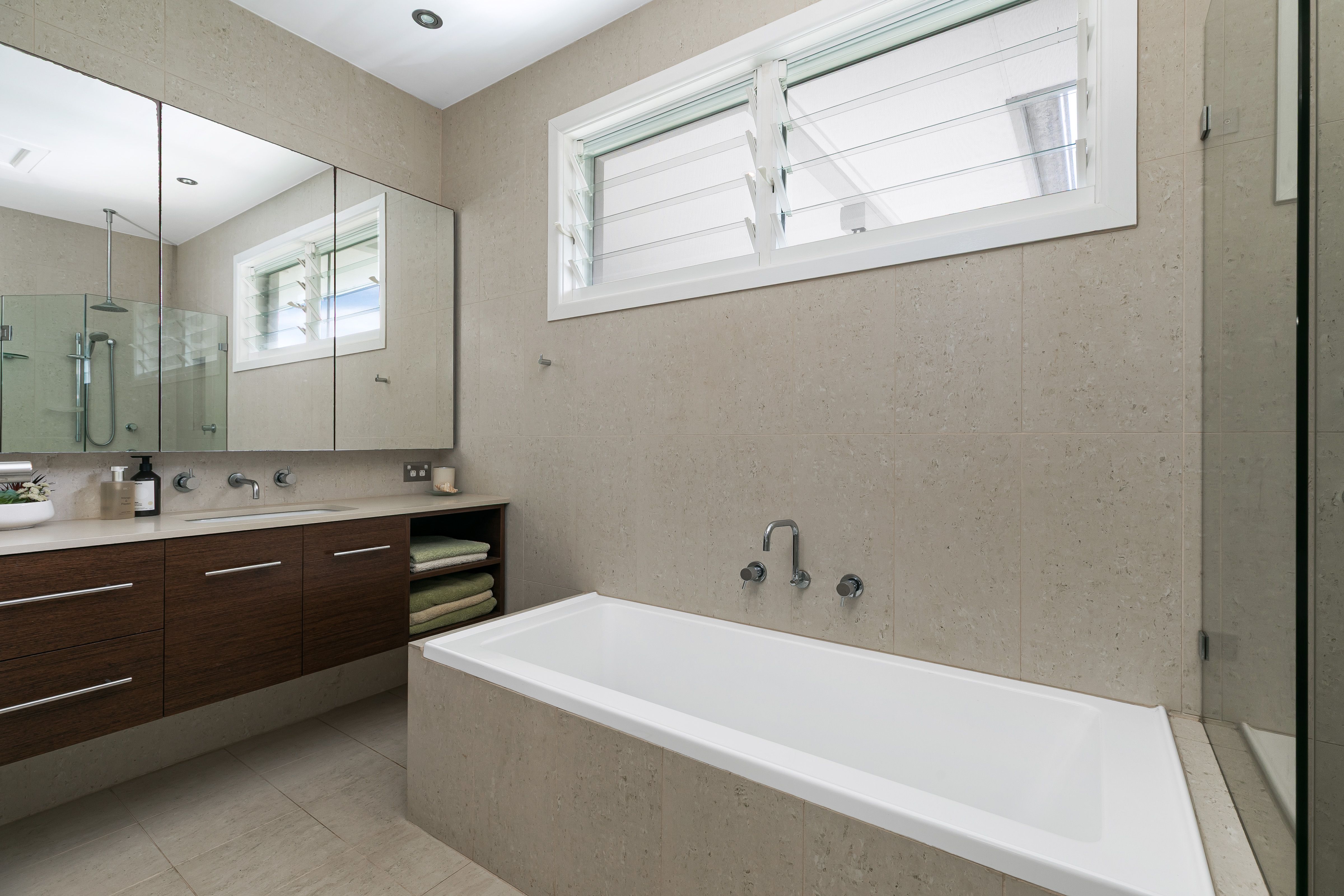 17 Gillham Avenue CARINGBAH SOUTH 2229