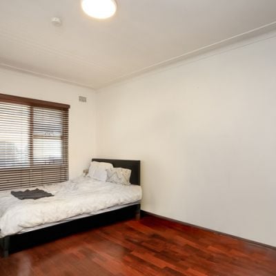 Dee Why - 9/42 Howard Avenue