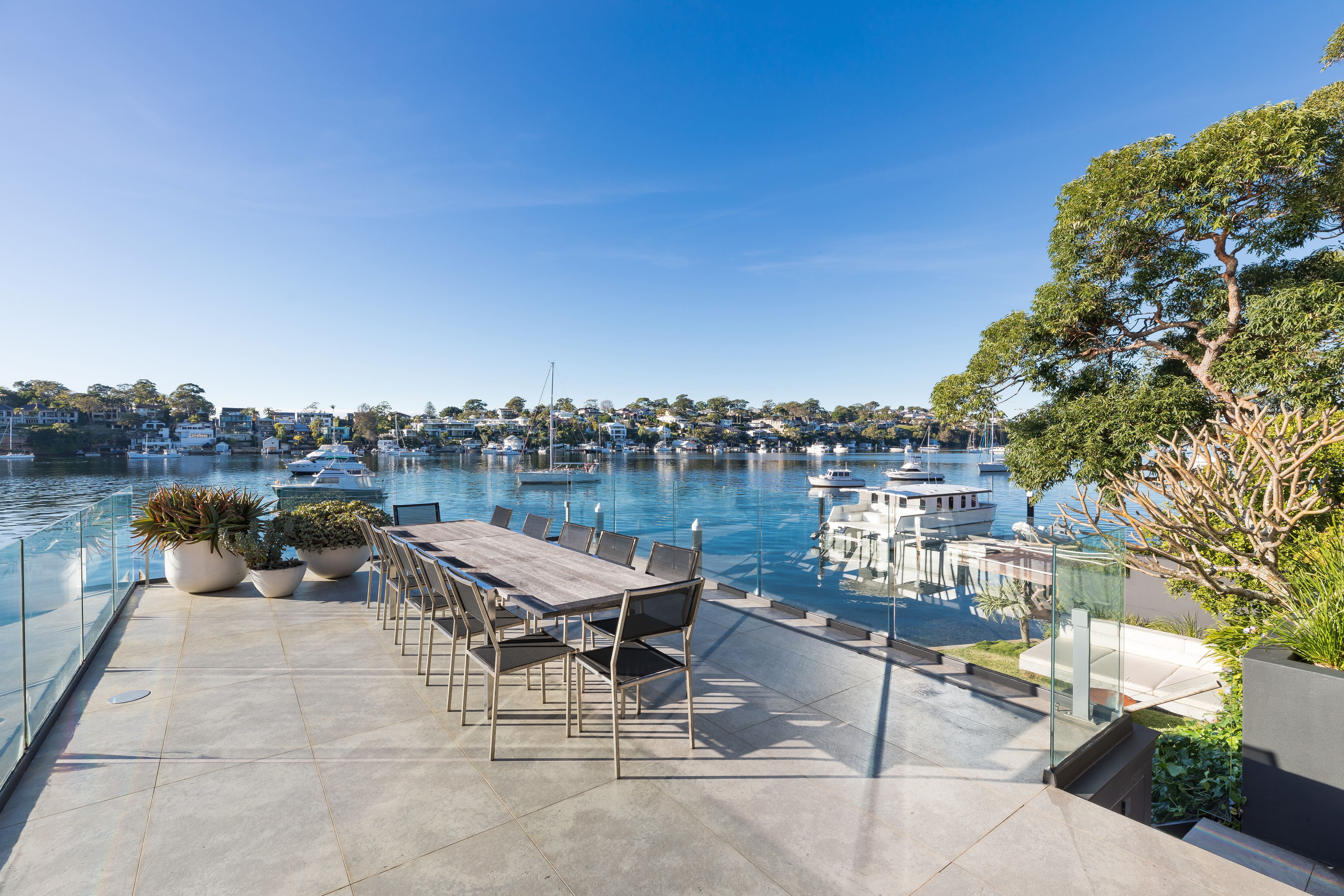 10 Alkira Place CARINGBAH SOUTH 2229