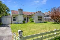 1 Heath Avenue, Frankston VIC