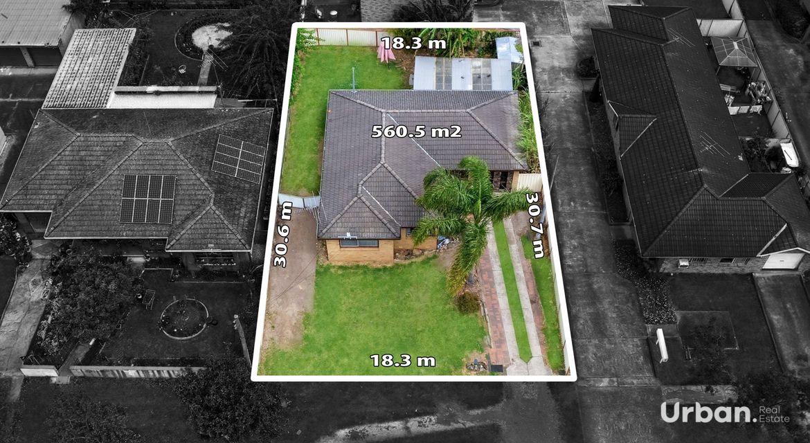 Lurnea 6 Thelma Street