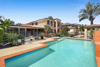 Robina 34 Beauty Point Drive