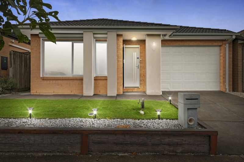 8 Massa Drive, Mernda